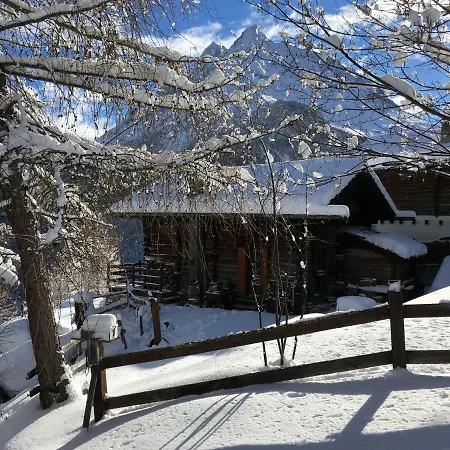 Grand Pra בית הארחה 3*